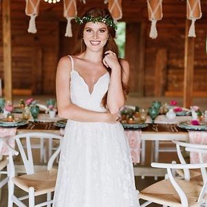 Scalloped A-Line Bridal Wedding Dress